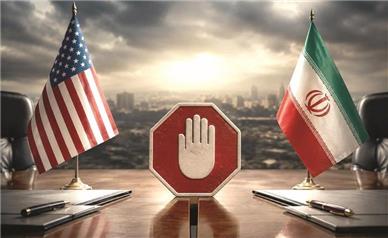 دیپلماسی در تعلیق