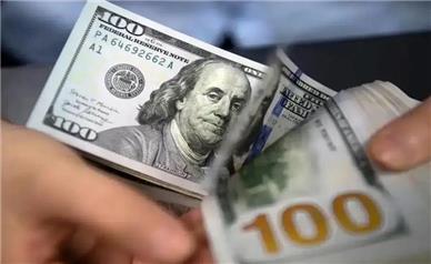 قیمت دلار و تتر امروز یکشنبه ۸ شهریور ۱۴۰۵؛ فاصله نرخ‌ها چقدر شد؟
