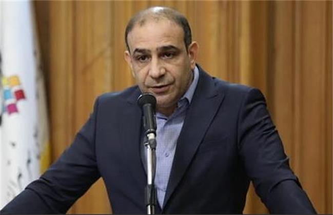 شهردار تهران تخصص و تجربه مدیریت شهری ندارد/ یک دست شدن حاکمیت، مثبت نیست