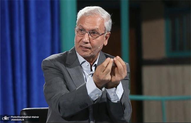علی ربیعی:
در ایران امروز همه سیاست‌های اجتماعی، فرهنگی، سیاسی و اقتصادی امنیتی شده است