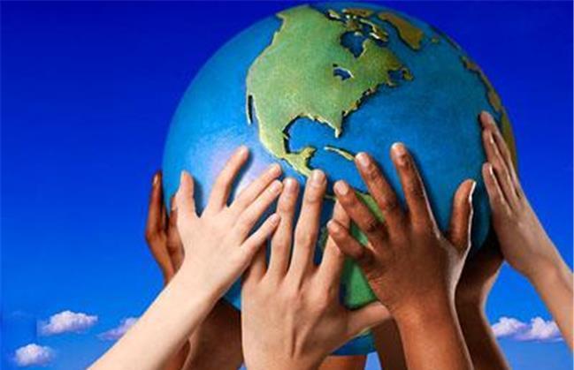 حس وحدت با خود/پری ثابت - روزنامه‌نگار