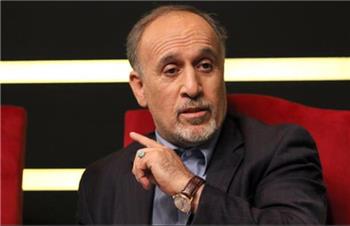 میزان بدهی ها و کفایت سرمایه موسسات مالی و بانک های ادغام شده بررسی شود/ ادغام بانک ها در یکدیگر برخلاف خصوصی سازی است/ در زمان ادغام باید به عملکرد بانک ها و ترازنامه های آنها توجه می شد