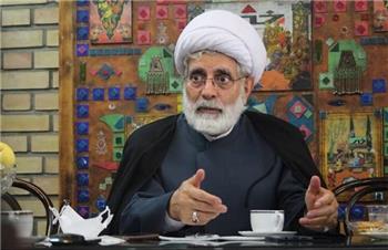 محسن رهامی: نیروی انتظامی و نظامی را نباید درگیر مساله حجاب کرد