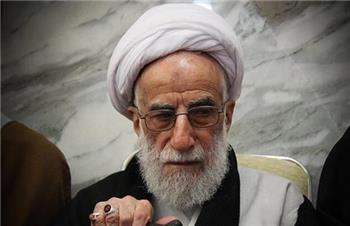 علی جنتی: پدرم در سلامتی کامل  به سر می برد