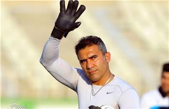 احمدرضا عابدزاده از ایران رفت