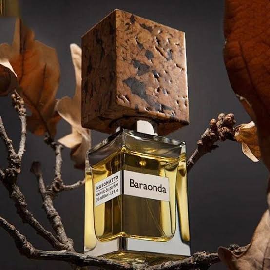 انواع عطر دست ساز با بهترین قیمت با سایت عطرسان