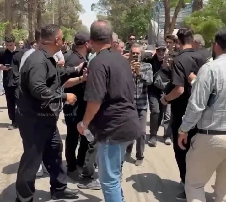 سلبریتی‌ها عزادار هستند