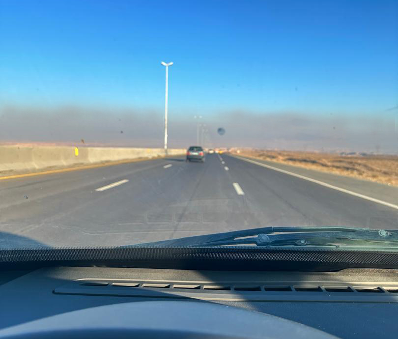 آلودگی هوای تهران از جاده قم پیداست